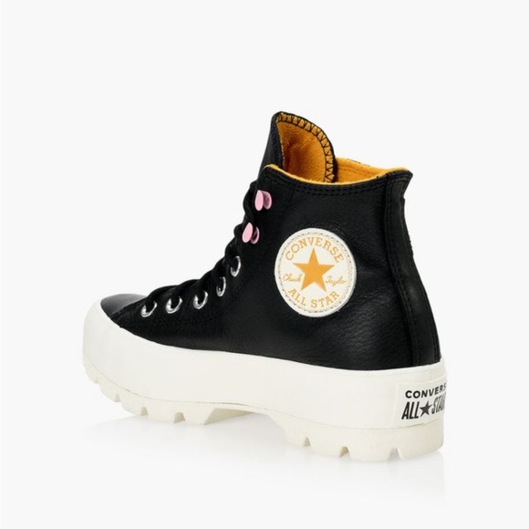 ✨CONVERSE✨Lug Platform Lace Up Gore Tex Boots - Picture 3 of 5